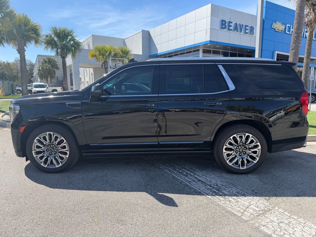 Used 2023 GMC Yukon Denali Ultimate AWD/4WD image 7