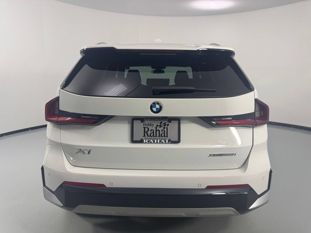 Certified 2025 BMW X1 xDrive28i w/ Convenience Package AWD/4WD image 8
