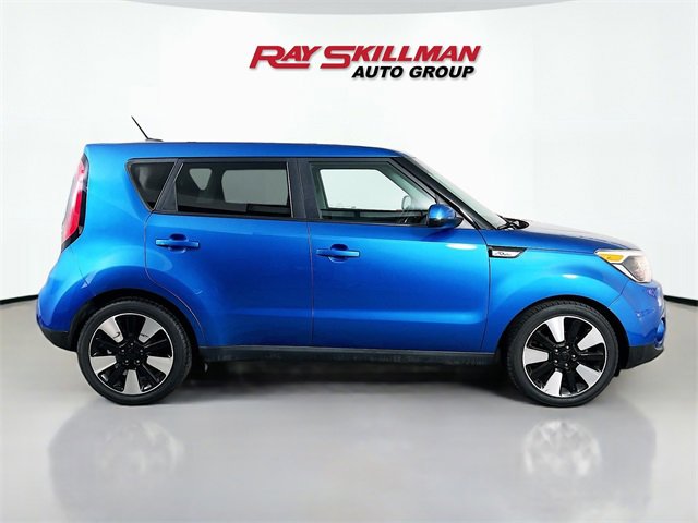 Used 2018 Kia Soul + image 8