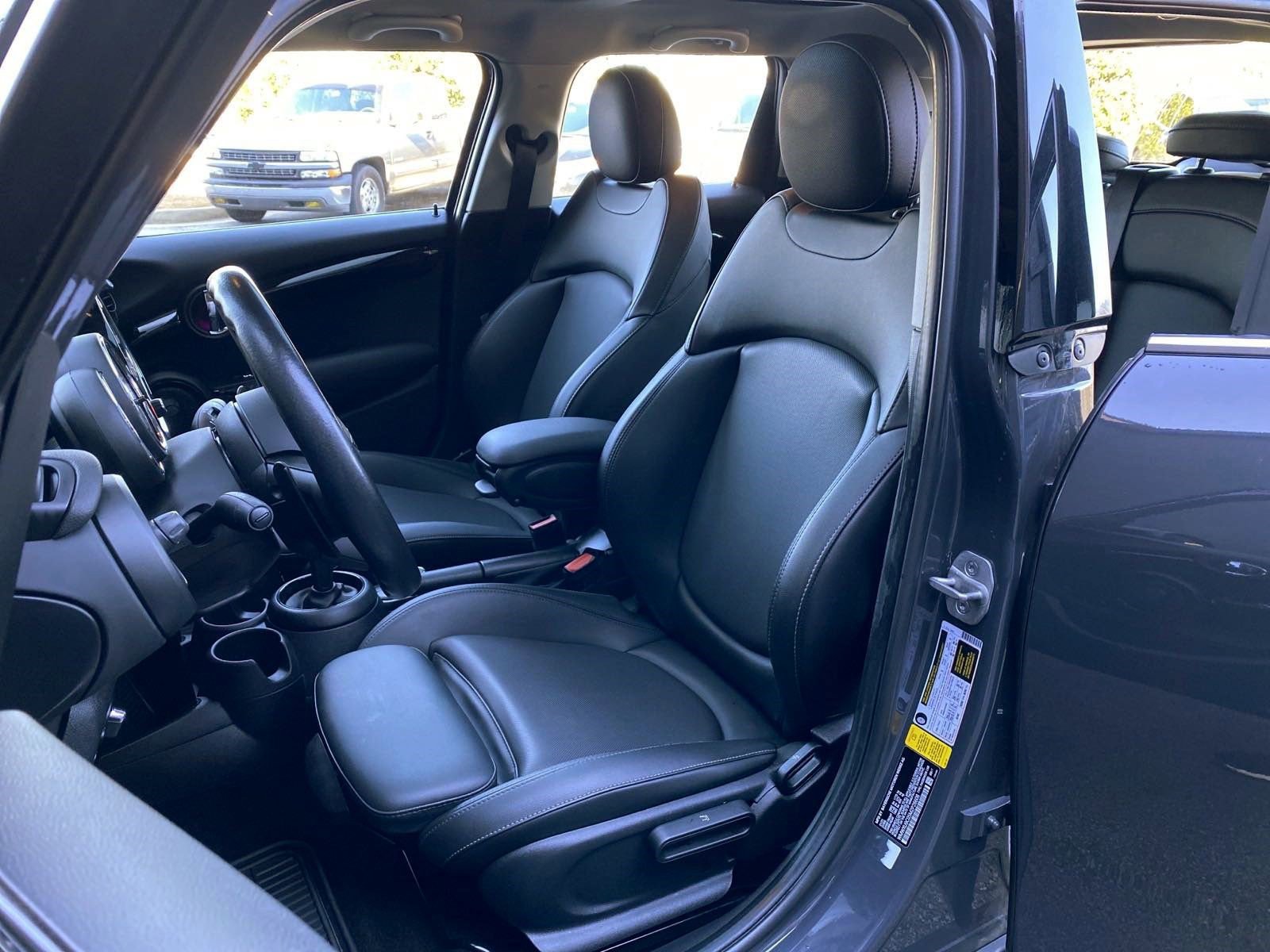 Used 2021 MINI Cooper S w/ Premium Package image 7