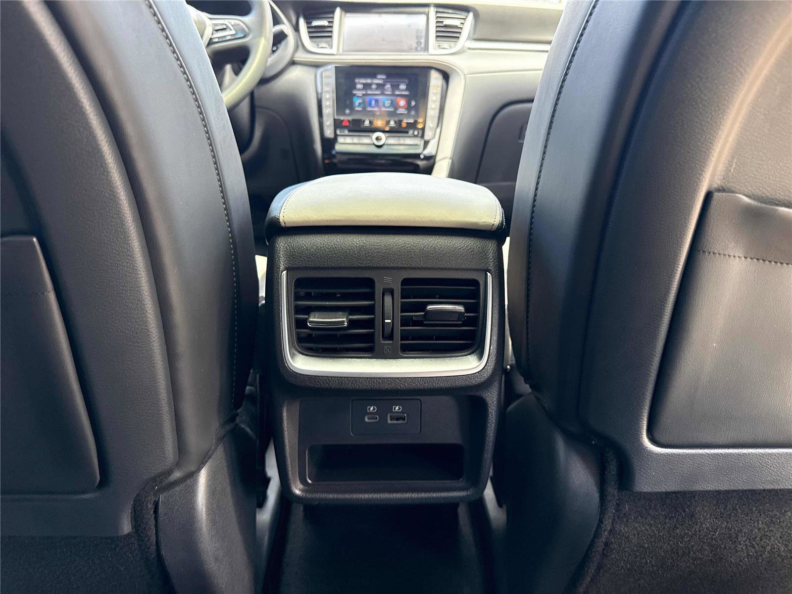 Certified 2025 INFINITI QX55 Essential w/ Accent Package image 30