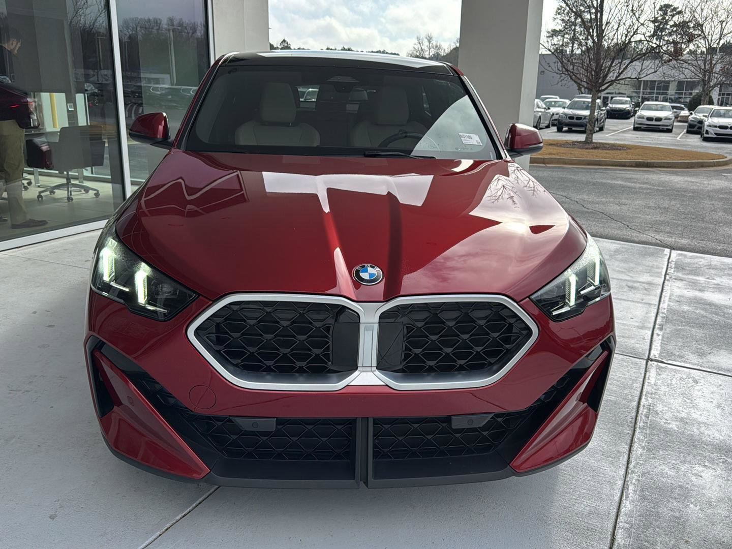 Used 2025 BMW X2 xDrive28i w/ Convenience Package image 7