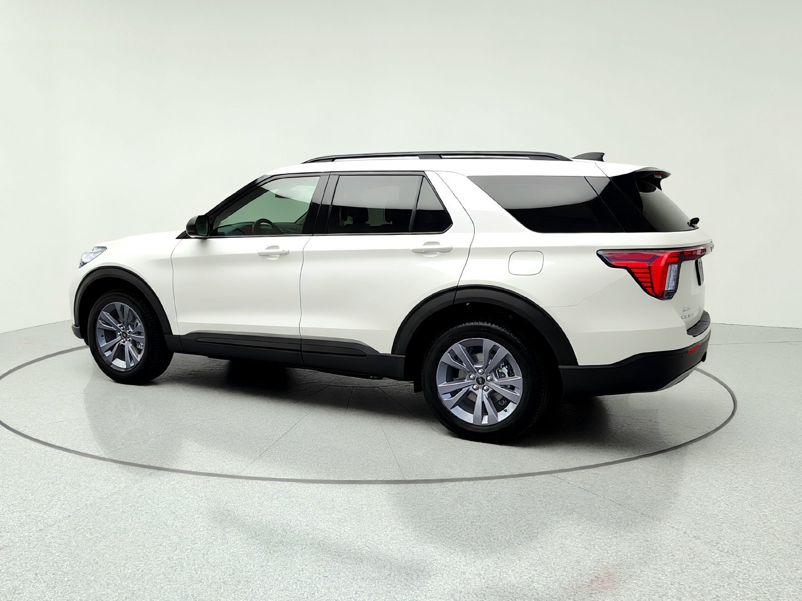 New 2026 Ford Explorer Active w/ Active Comfort Package AWD/4WD image 5