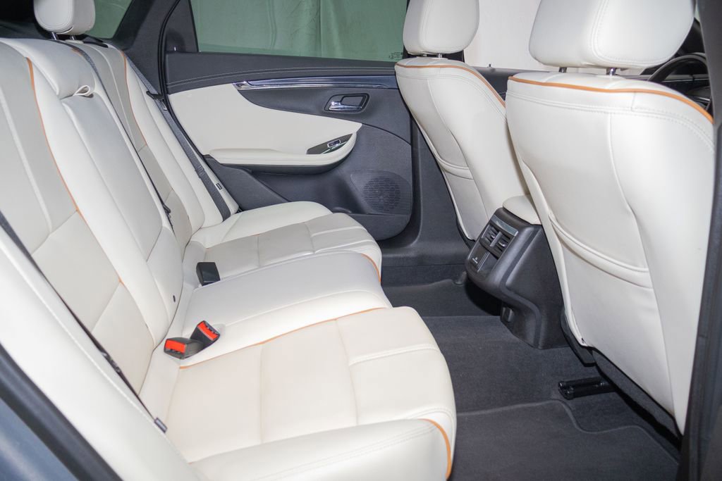 Used 2018 Chevrolet Impala Premier FWD image 14