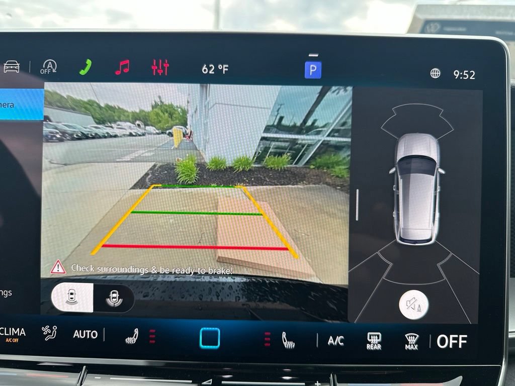 New 2026 Volkswagen Tiguan SE R-Line AWD/4WD image 18