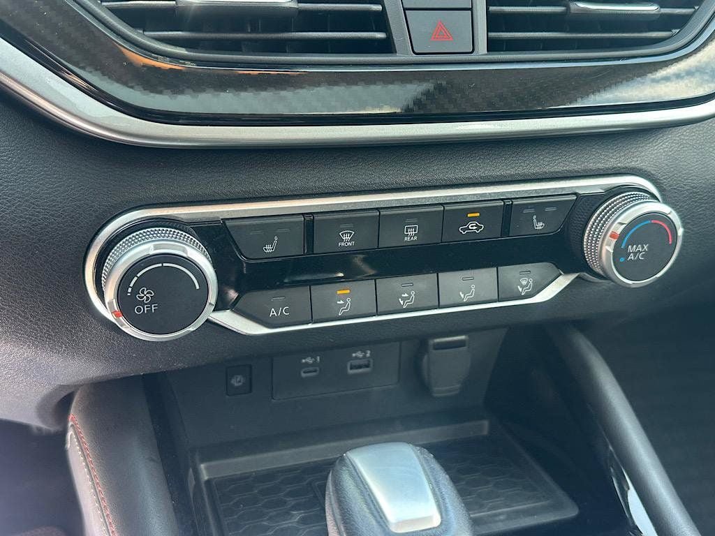 Used 2023 Nissan Altima 2.5 SR w/ SR Premium Package FWD image 26