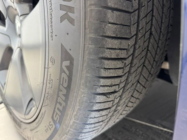 Used 2023 Tesla Model 3 Standard Range image 10