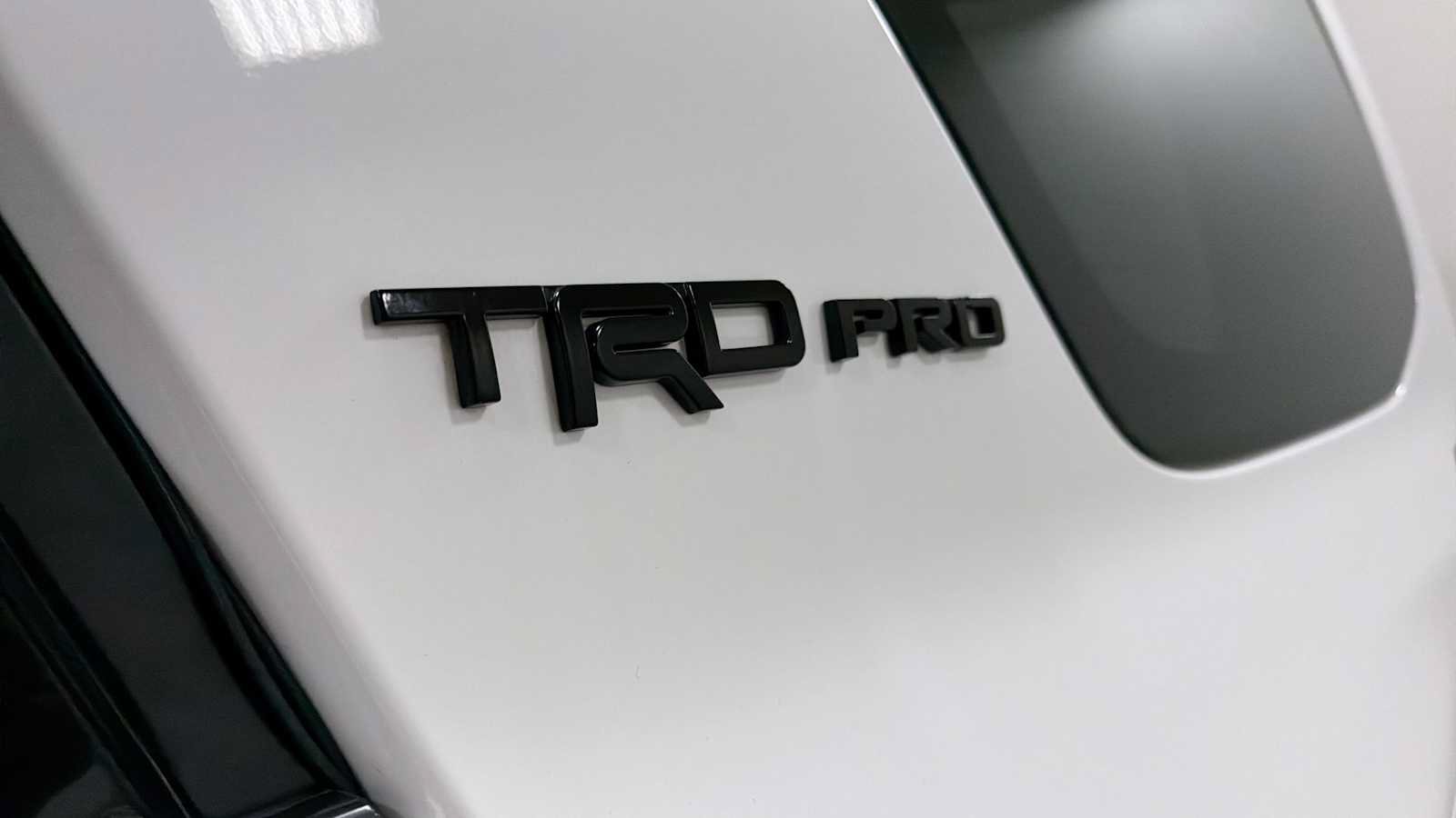 Certified 2016 Toyota 4Runner TRD Pro AWD/4WD image 27