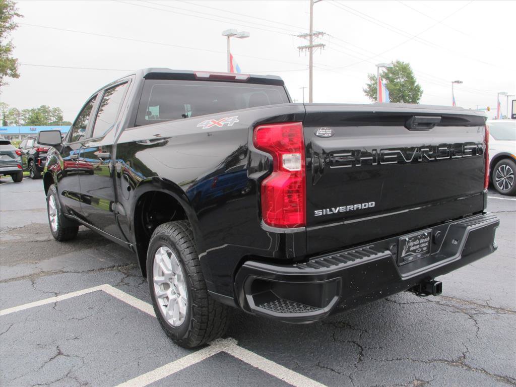 Used 2023 Chevrolet Silverado 1500 W/T w/ Trailering Package AWD/4WD image 5