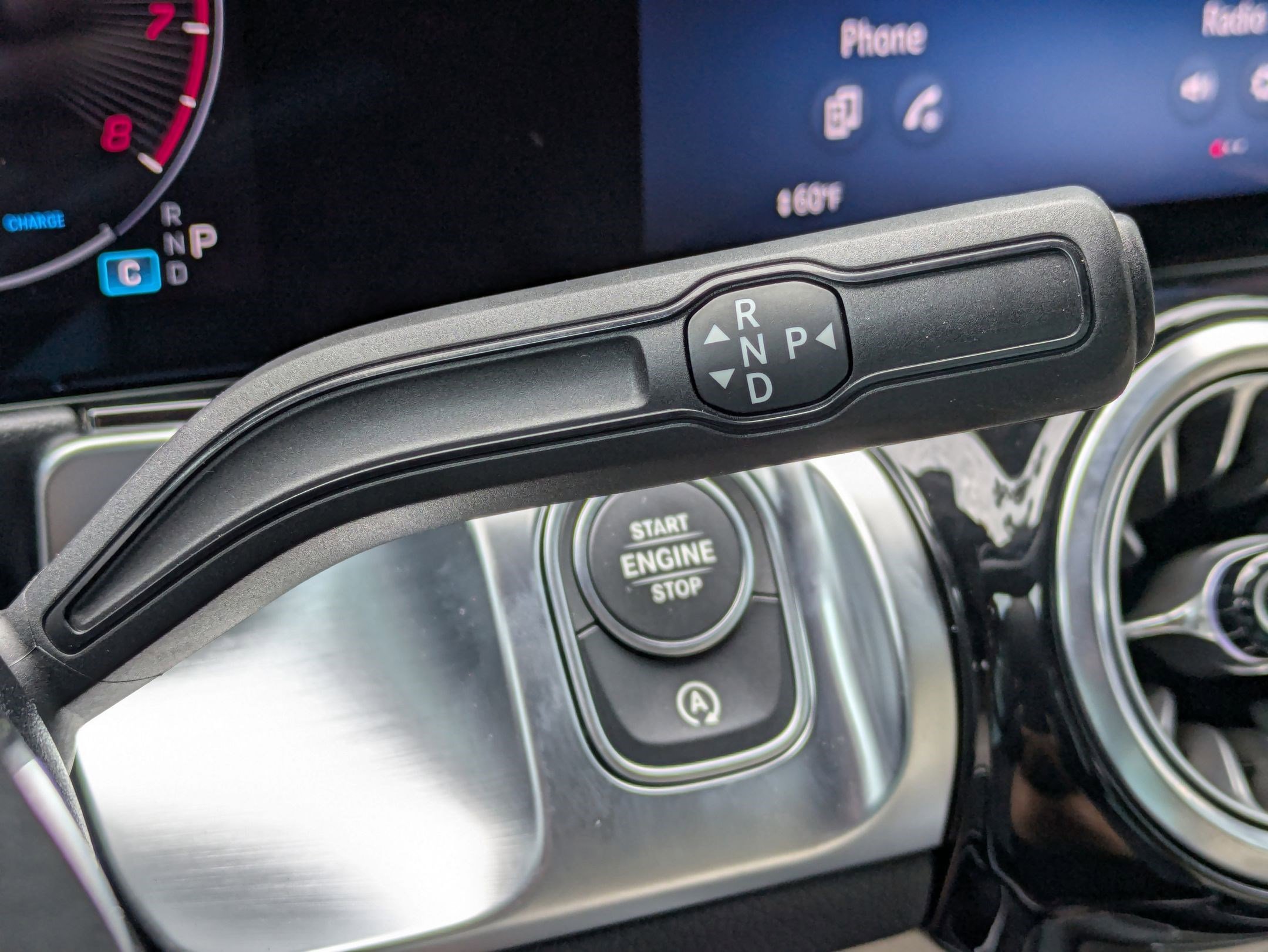 New 2025 Mercedes-Benz GLB 250 image 27