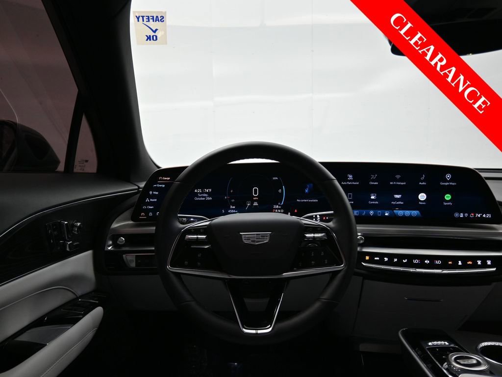 Used 2025 Cadillac Lyriq Sport image 34