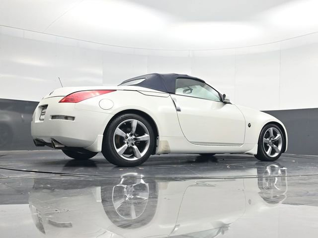 Used 2006 Nissan 350Z Touring image 40
