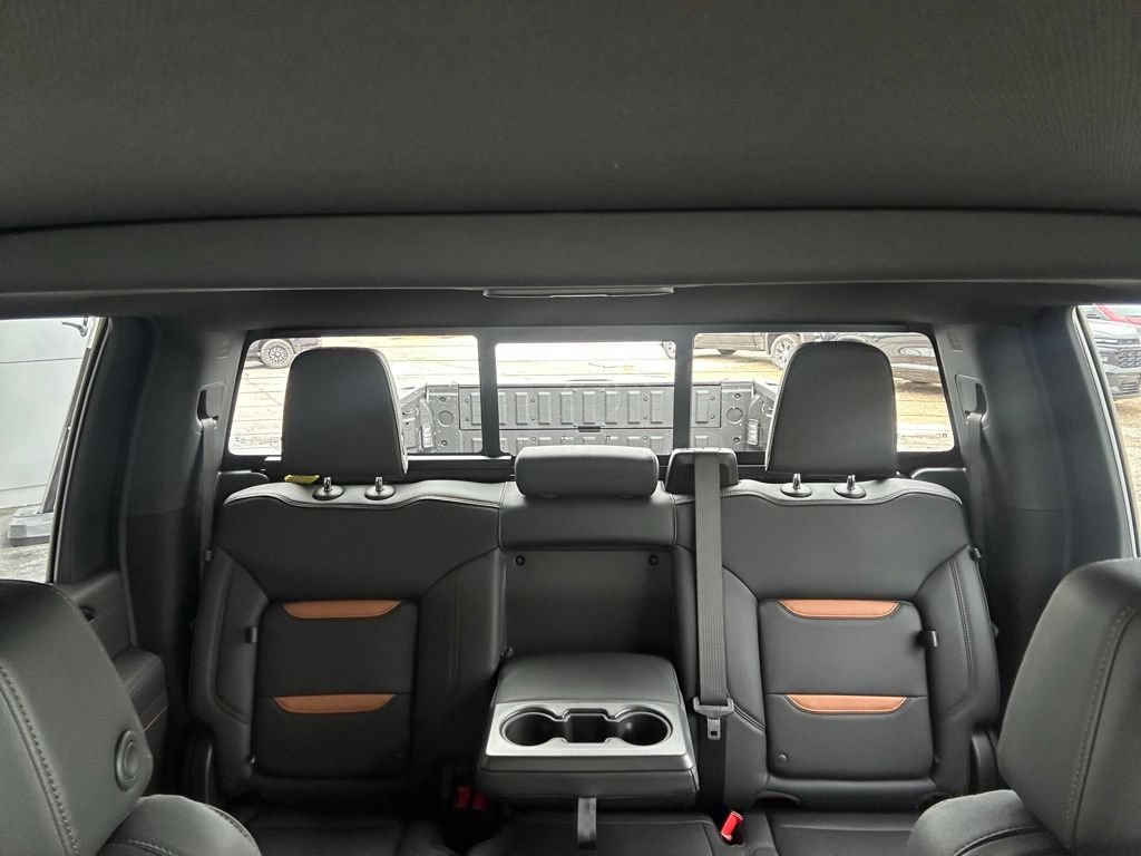 New 2026 GMC Sierra 2500 AT4 w/ AT4 Premium Plus Package AWD/4WD image 25