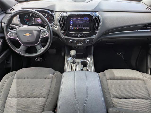 Used 2023 Chevrolet Traverse LT image 16