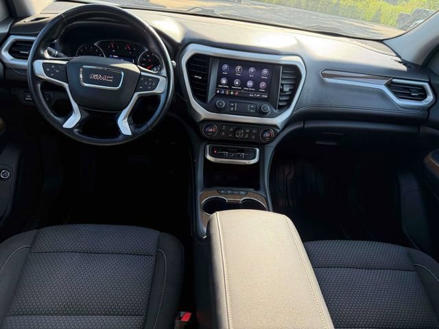 Used 2020 GMC Acadia SLE w/ Driver Convenience Package FWD image 17