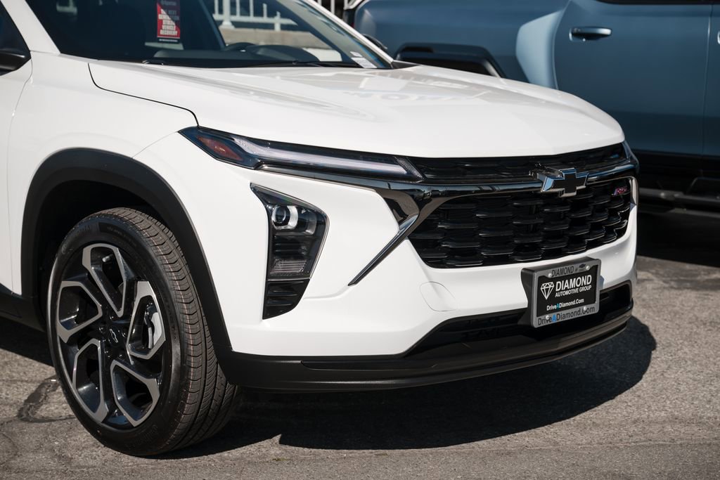 New 2026 Chevrolet Trax RS w/ Driver Confidence Package FWD image 10