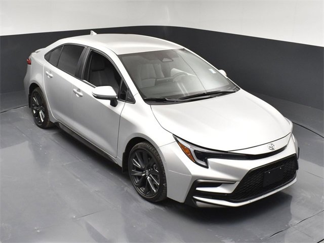 Used 2025 Toyota Corolla SE image 39