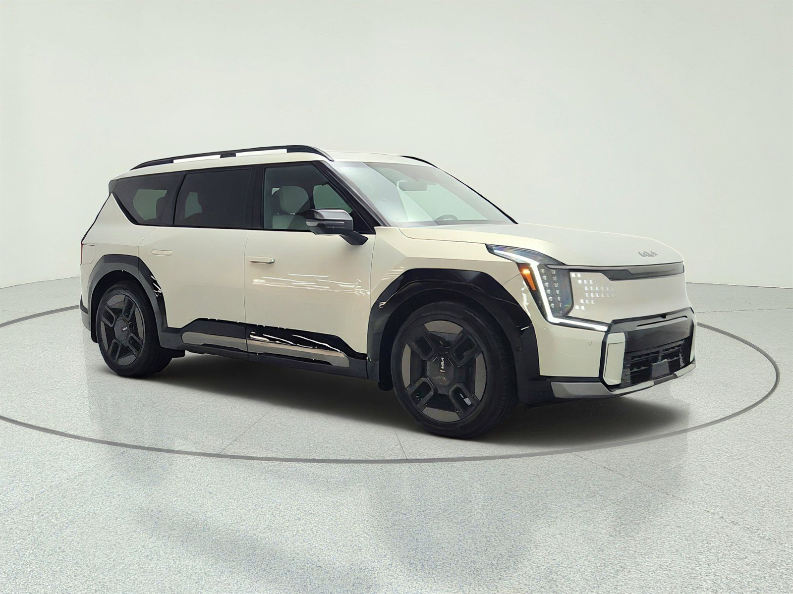 Used 2024 Kia EV9 GT-Line AWD/4WD image 3