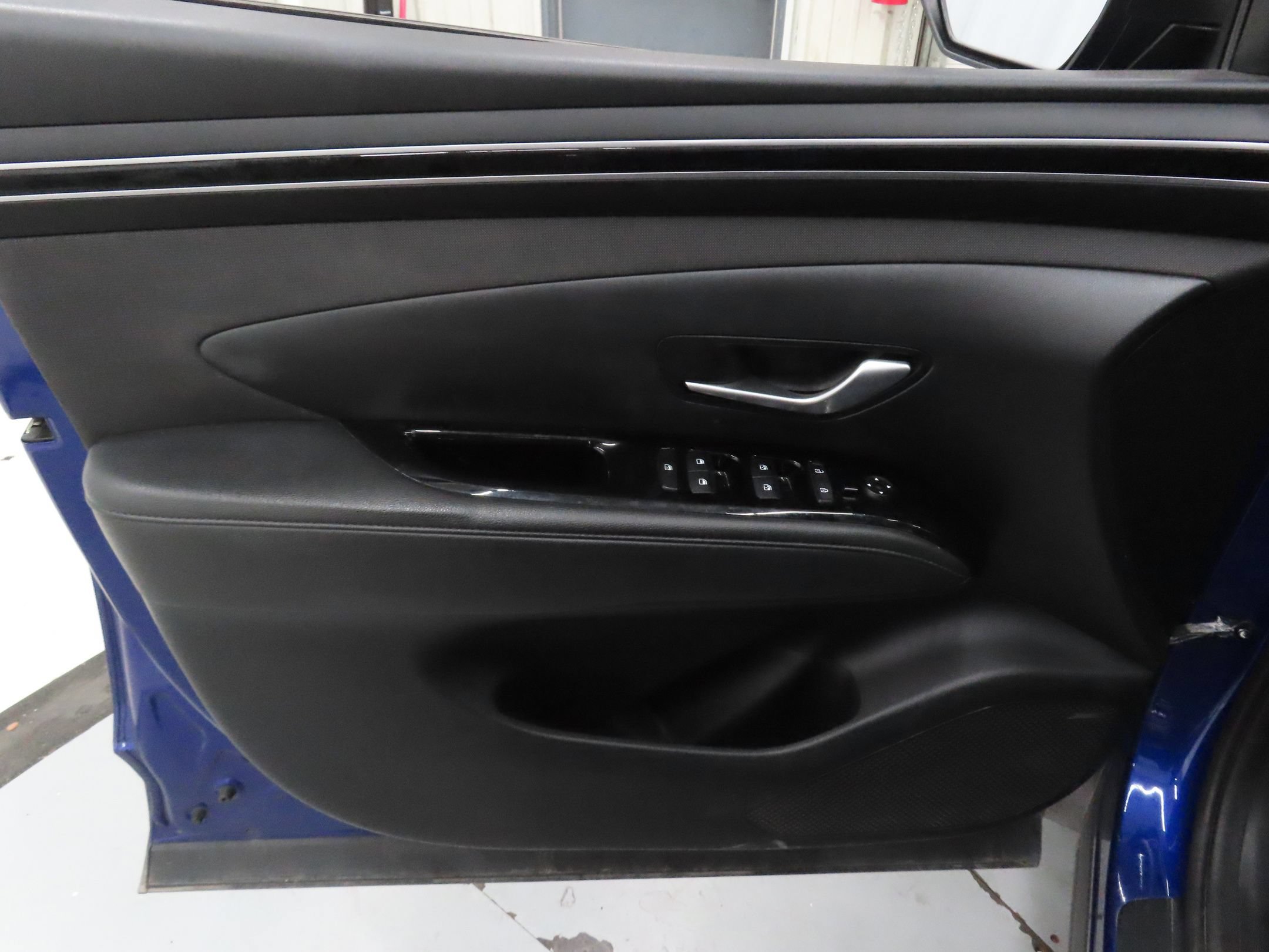 Used 2022 Hyundai Tucson SEL w/ Convenience + Premium Package FWD image 10