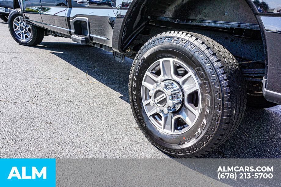Used 2023 Ford F350 Lariat image 16