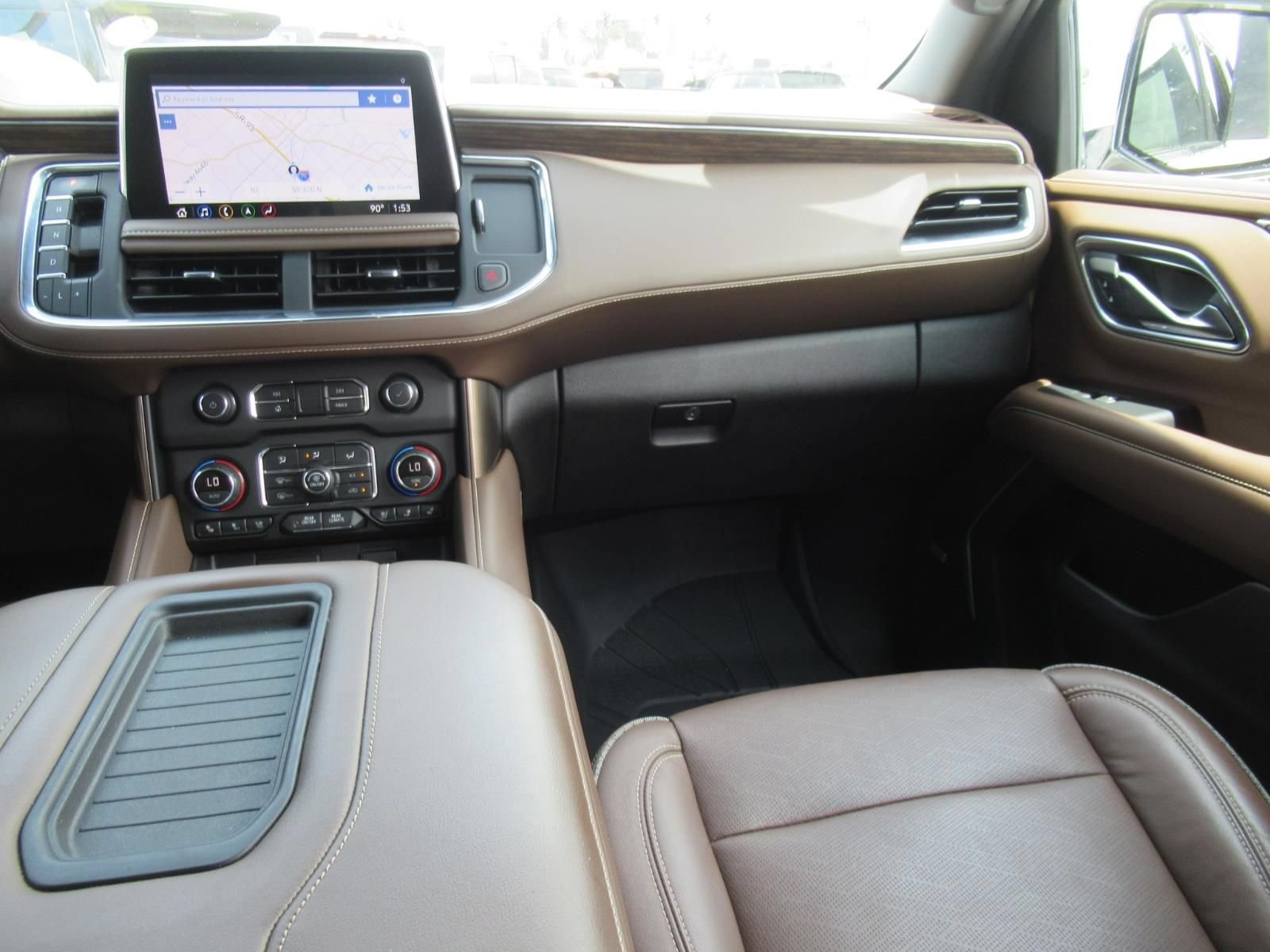 Used 2021 Chevrolet Tahoe High Country w/ Premium Package AWD/4WD image 14