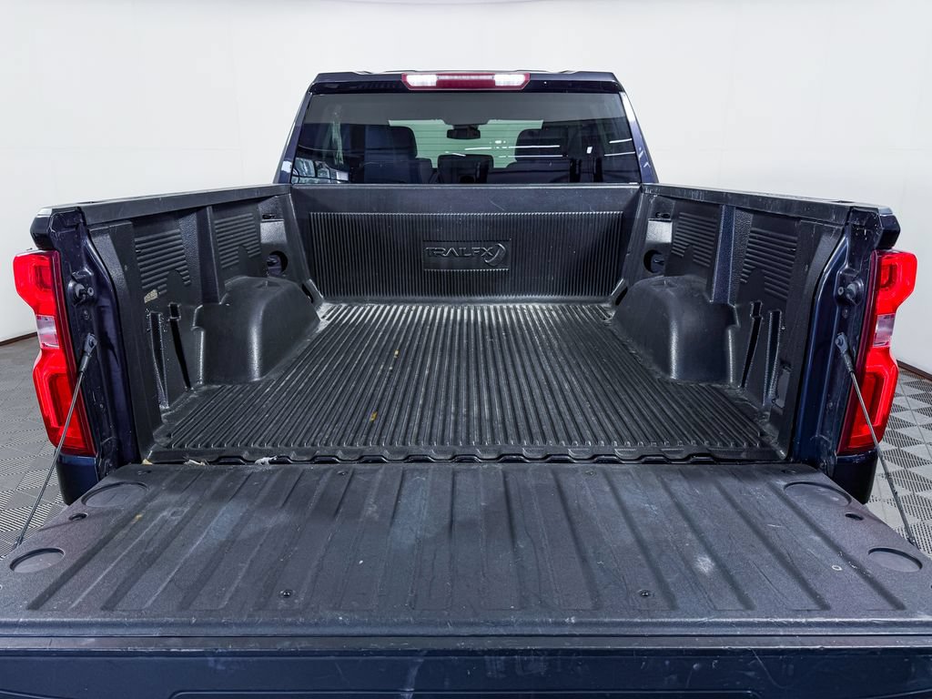 Used 2023 Chevrolet Silverado 1500 LTZ AWD/4WD image 8