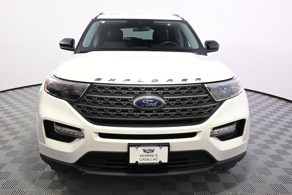 Used 2023 Ford Explorer XLT w/ Equipment Group 202A image 9