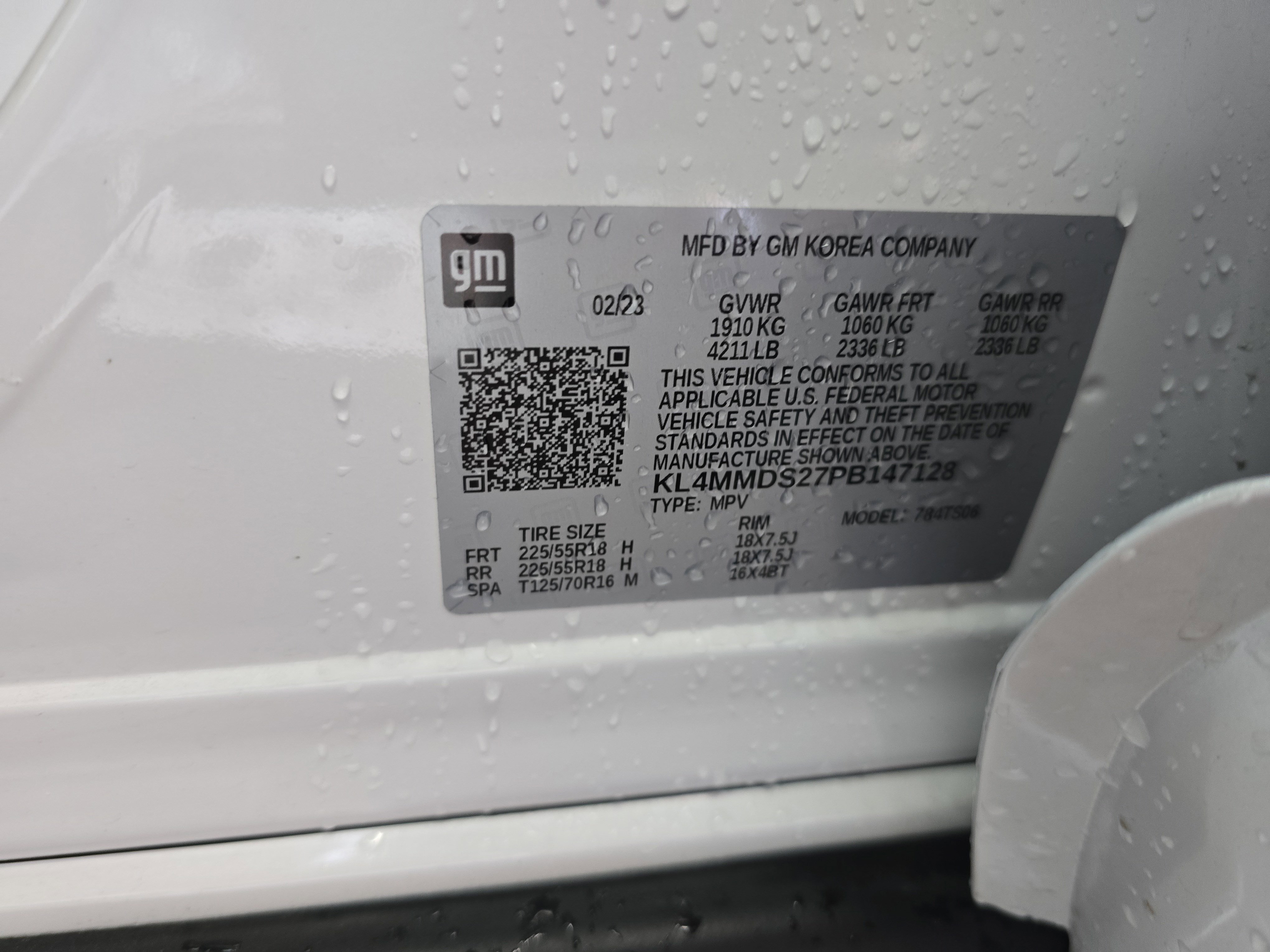 Used 2023 Buick Encore GX Select w/ Sport Touring Package FWD image 34