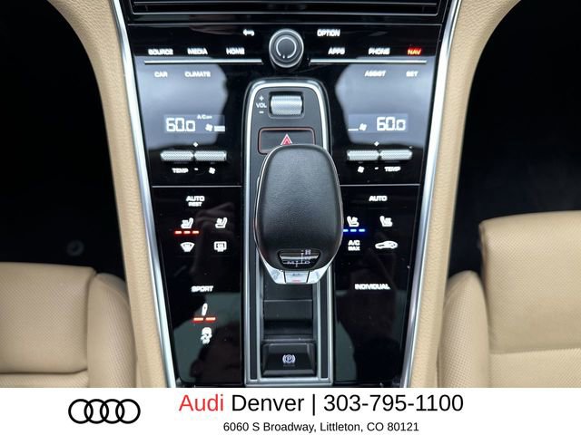 Used 2021 Porsche Panamera 4 image 19