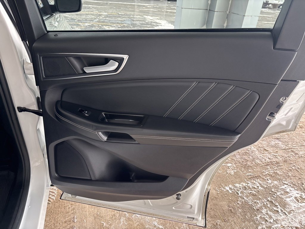 Used 2020 Ford Edge ST w/ Equipment Group 401A image 27