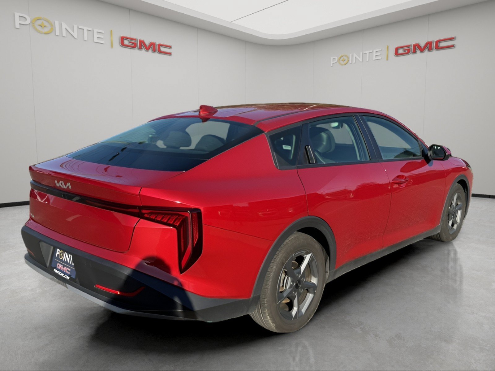 Used 2025 Kia K4 FWD image 3