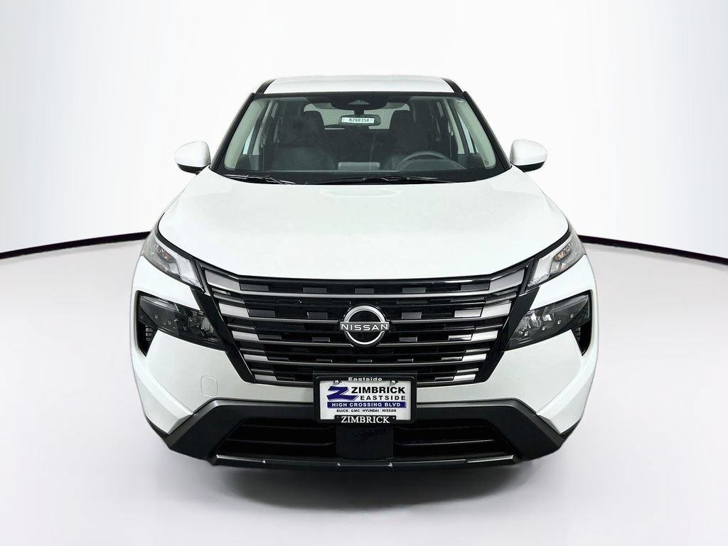 New 2026 Nissan Rogue SV w/ Cold Weather Package AWD/4WD image 2