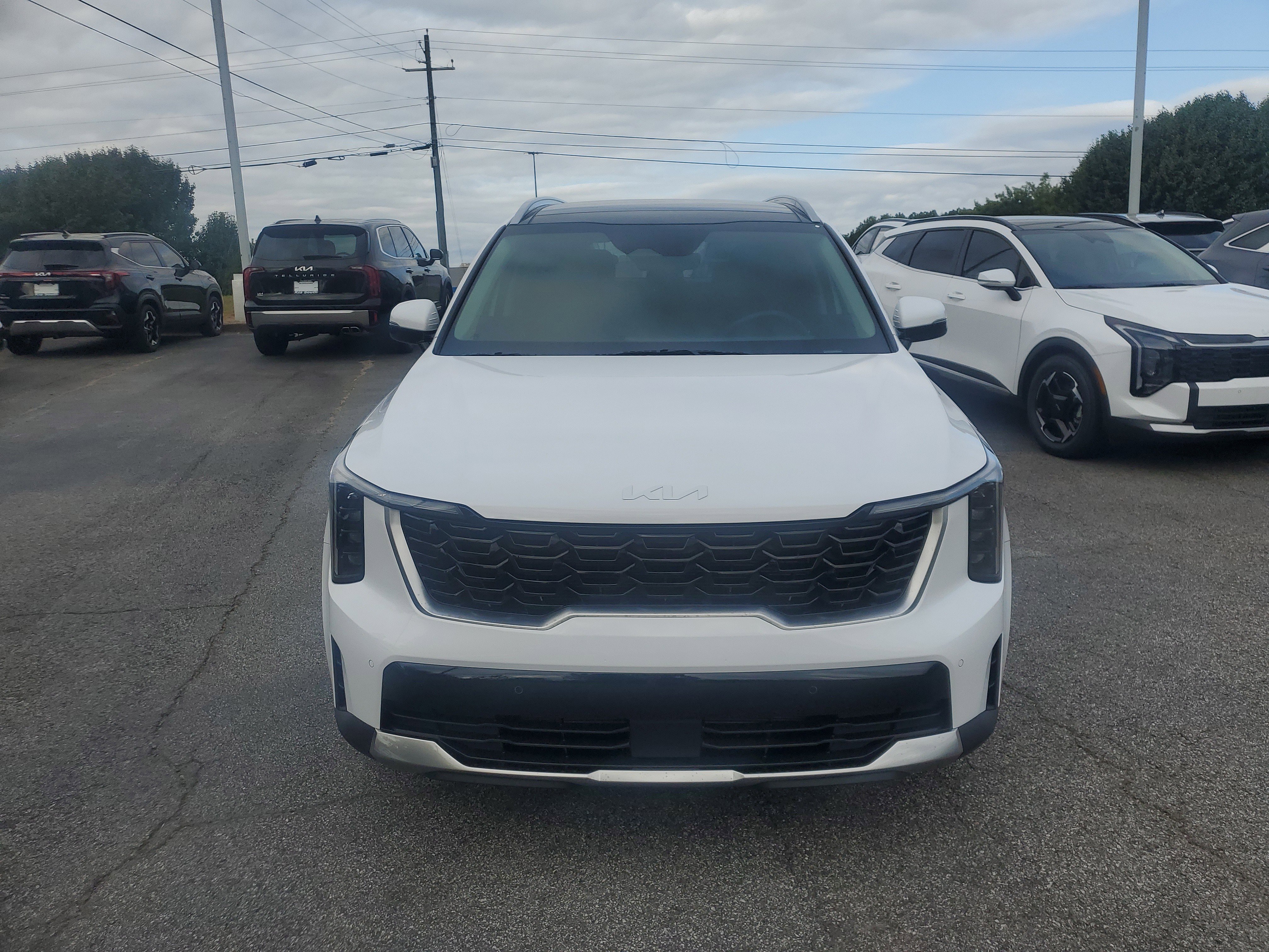 New 2026 Kia Sorento S image 2
