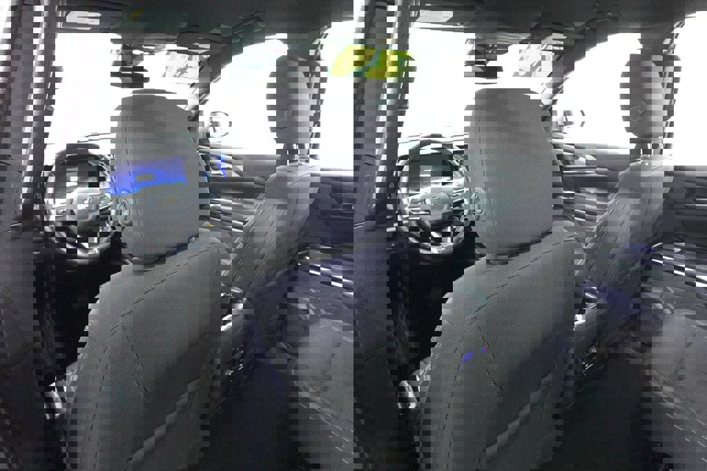 Used 2024 Chevrolet Traverse LT image 24