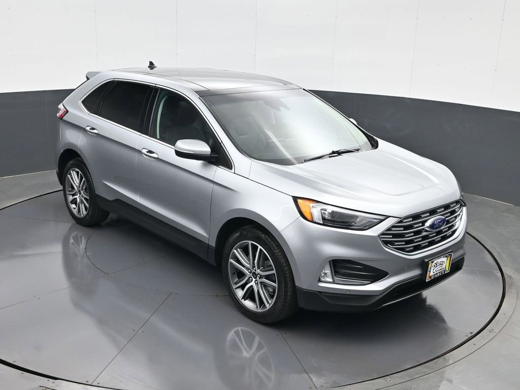 Used 2023 Ford Edge Titanium w/ Class II Trailer Tow Package AWD/4WD image 15