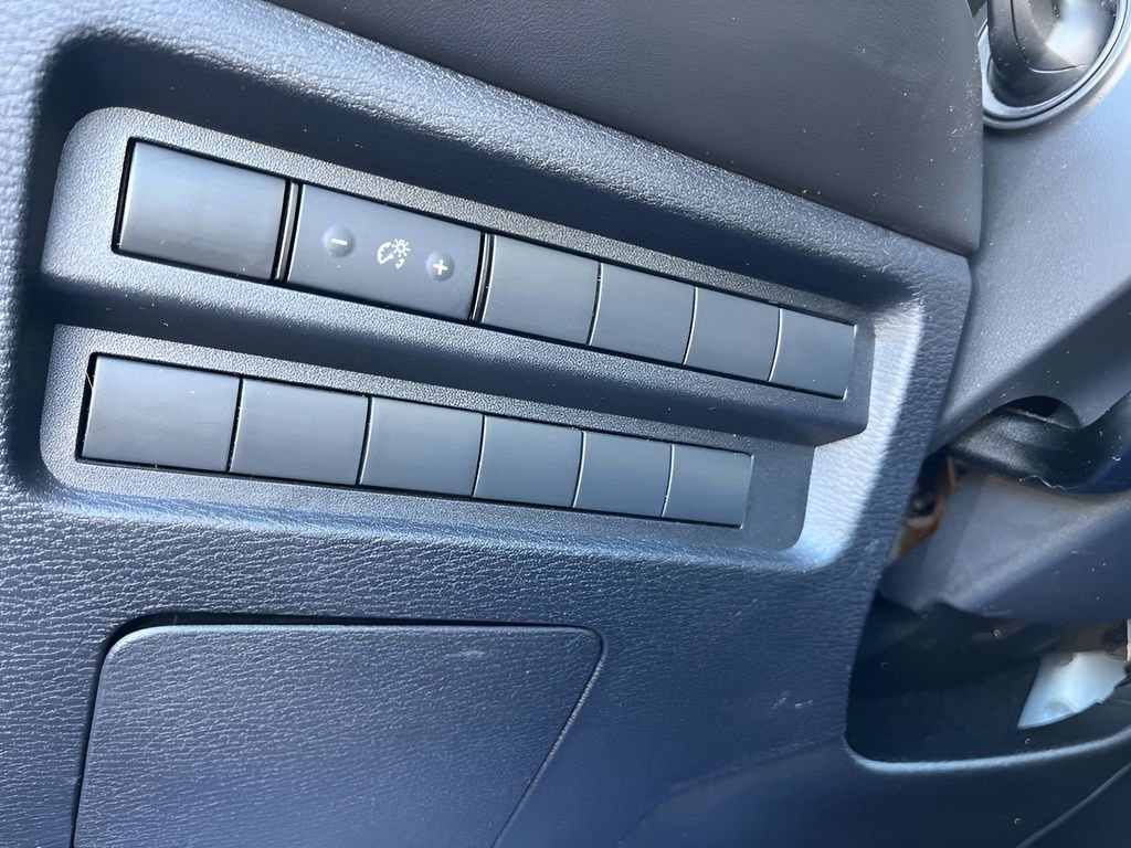 Used 2022 Mitsubishi Outlander ES image 24