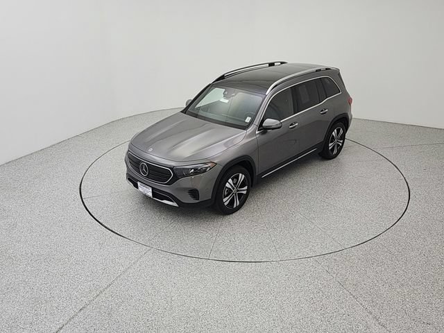 Used 2023 Mercedes-Benz EQB 300 4MATIC image 13