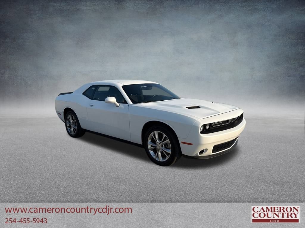 Used 2023 Dodge Challenger SXT w/ Cold Weather Group