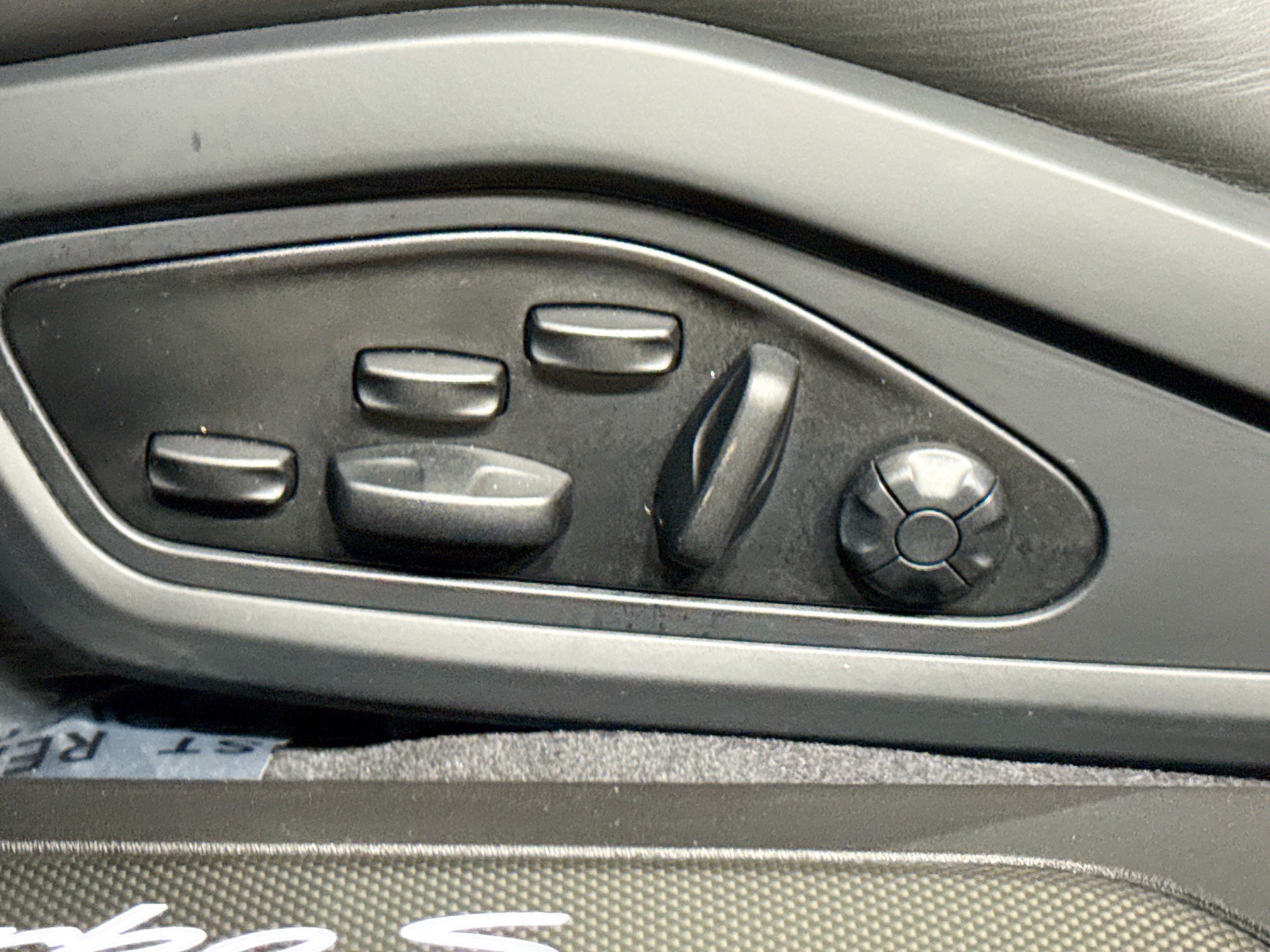 Certified 2022 Porsche Taycan Turbo S image 25