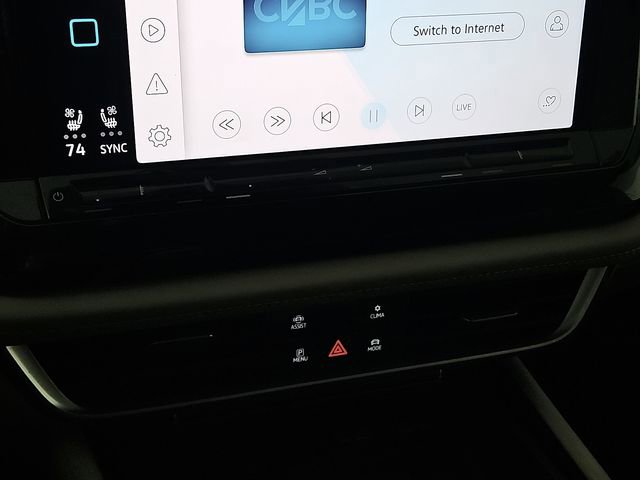 Used 2024 Volkswagen Atlas SEL Premium R-Line image 17