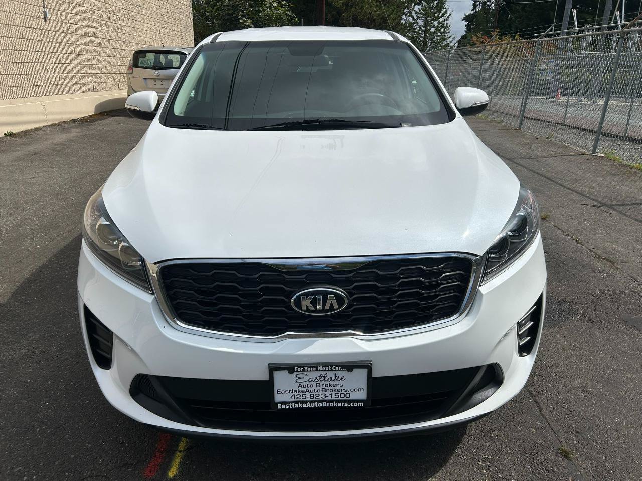 Used 2019 Kia Sorento FWD image 2