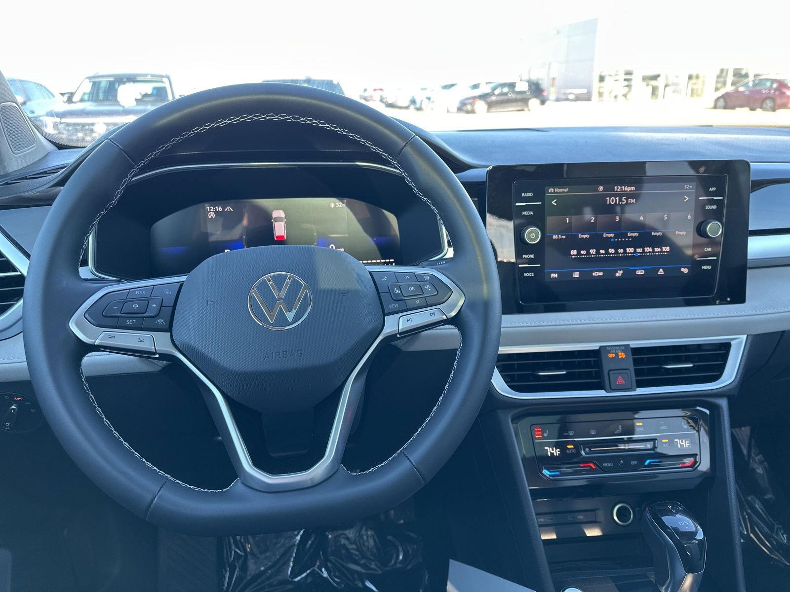 New 2026 Volkswagen Taos SE image 31