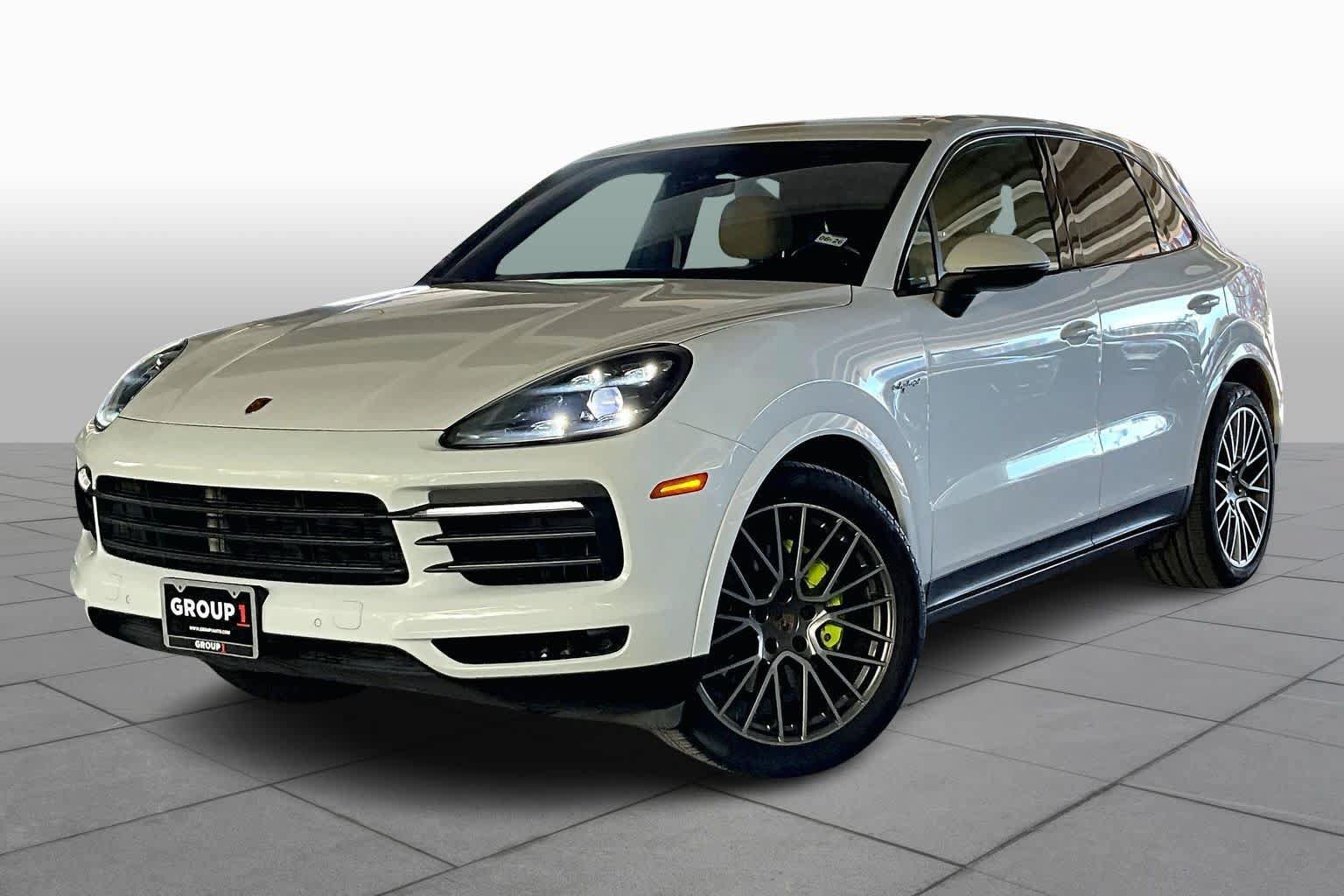 Used 2022 Porsche Cayenne E-Hybrid AWD/4WD image 4