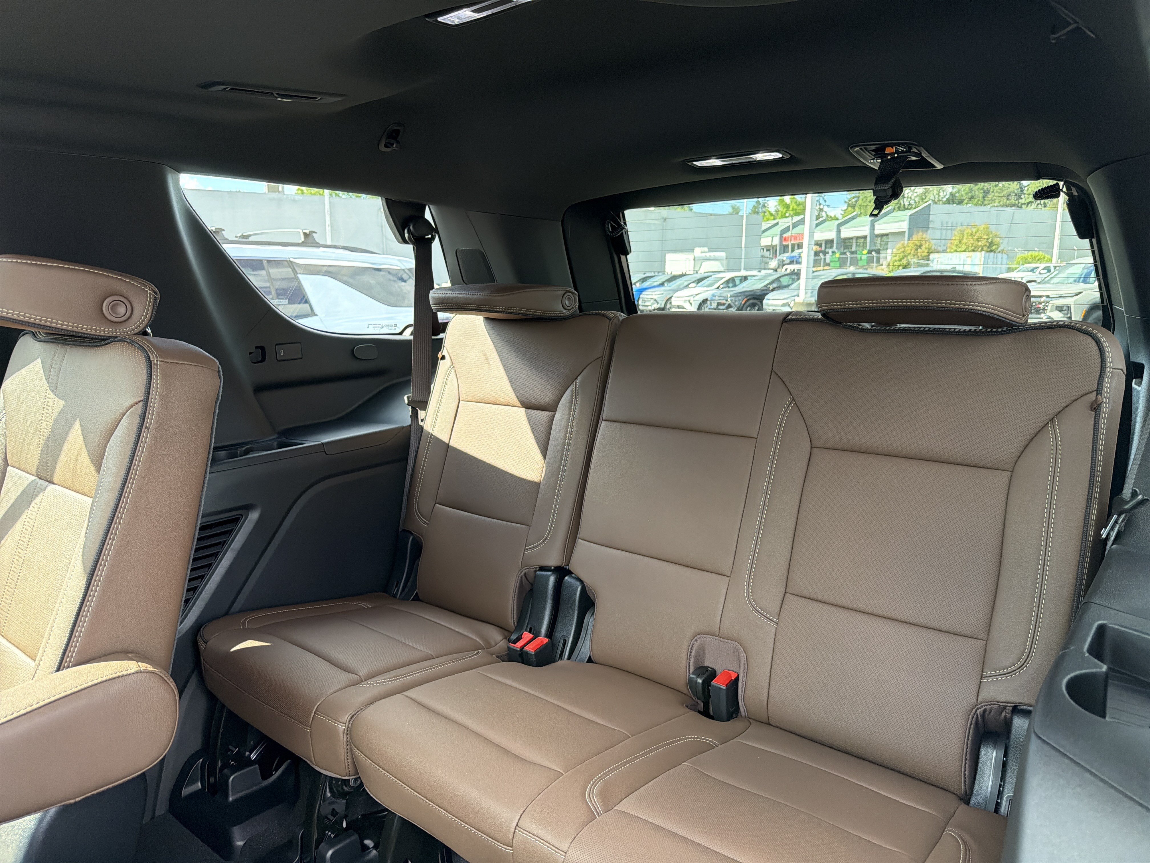 New 2026 Chevrolet Tahoe High Country AWD/4WD image 12