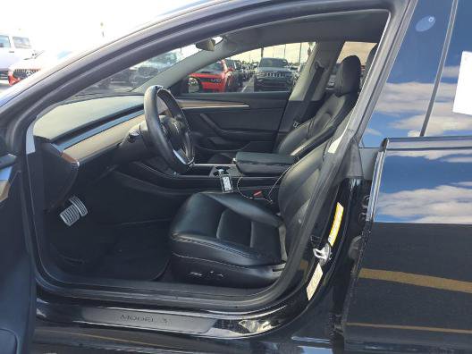 Used 2021 Tesla Model 3 Performance image 8