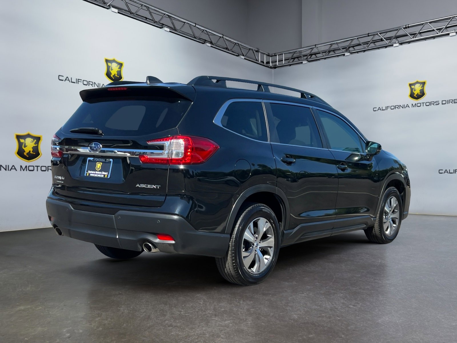 Used 2024 Subaru Ascent Premium w/ Convenience Package image 5