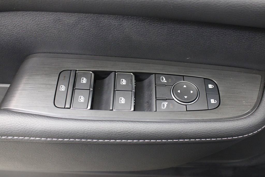 Used 2026 Nissan Armada SV RWD image 17