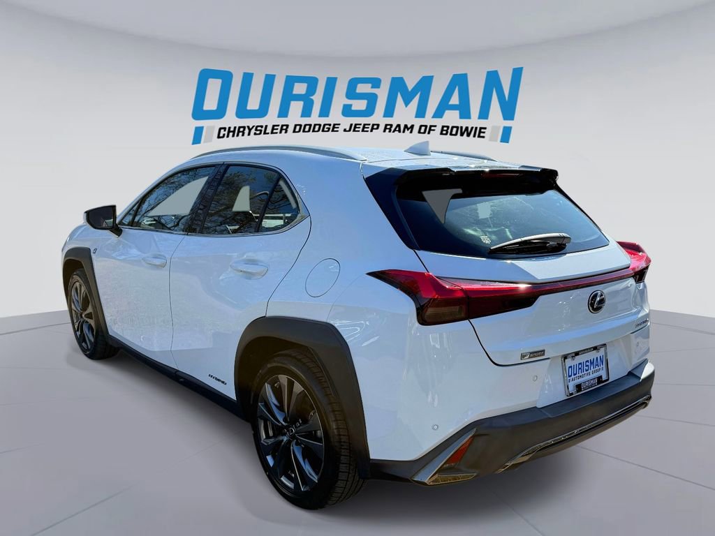 Used 2021 Lexus UX 250h F Sport w/ F Sport Premium Package image 4