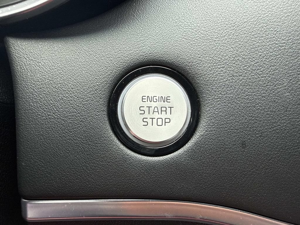 Used 2022 Kia Stinger GT2 w/ Red Interior Color Package RWD image 28