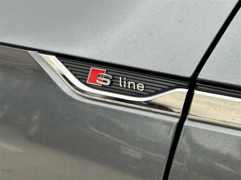 Used 2025 Audi A5 2.0T Premium Plus image 16
